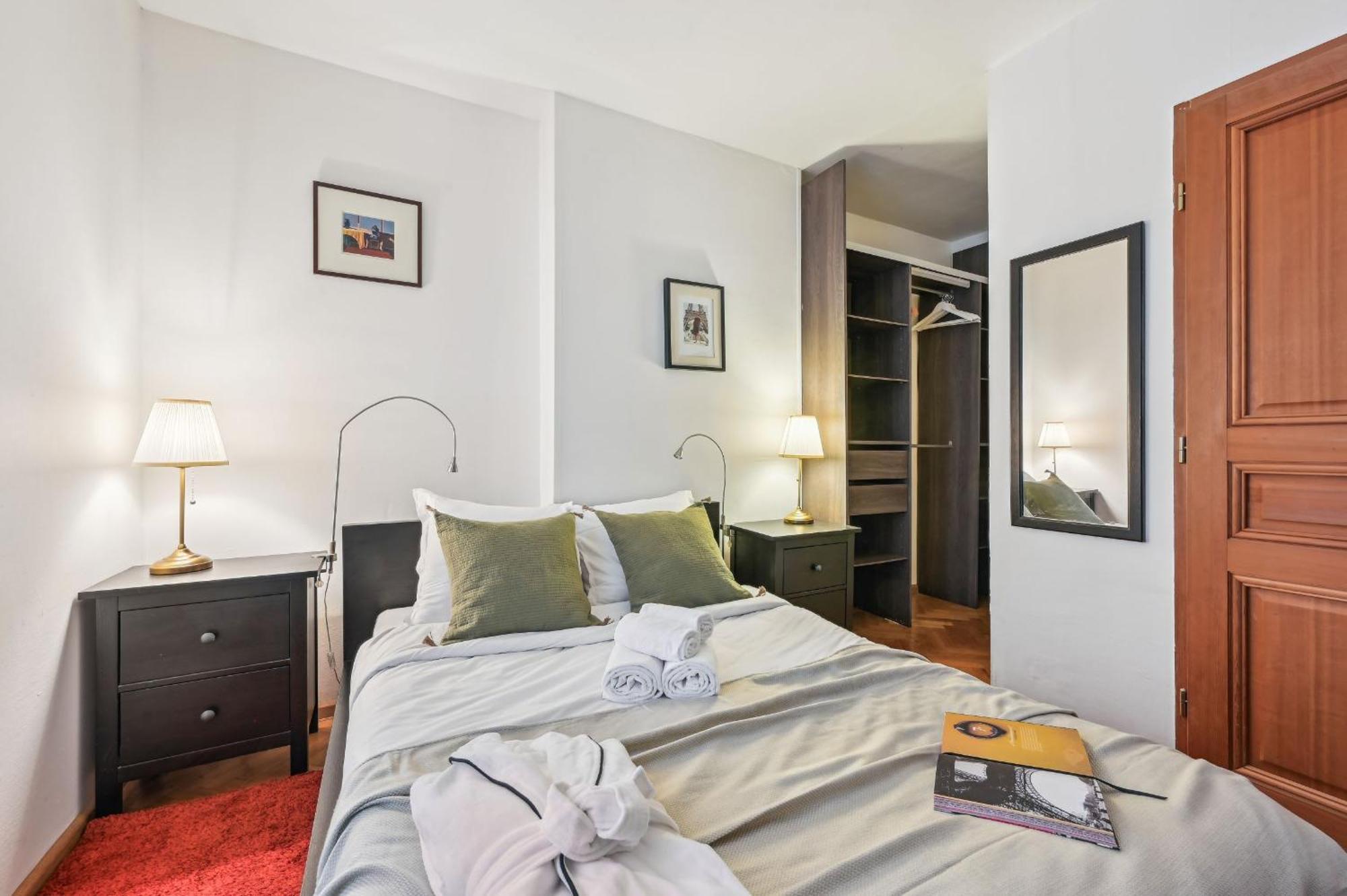 Eiffel Tower & Hotel Des Invalides - 1Br - Cityapartmentstay Paris Eksteriør bilde